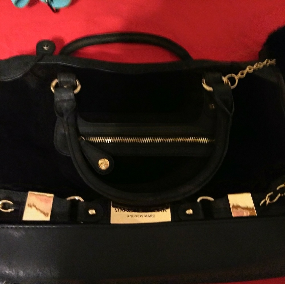 Purses - Picture 2 of 8